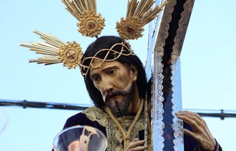 הקומפוסטלה (Compostela): איך מקבלים את התעודה הרשמית של הקמינו דה סנטיאגו ומה כתוב בה?